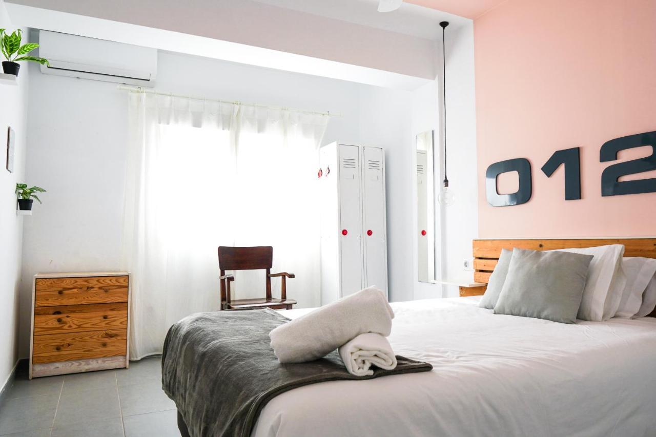 Torres De Serrano Apartment Valencia Buitenkant foto