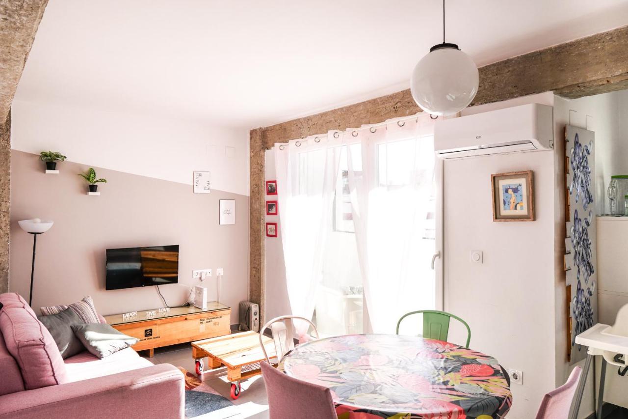 Torres De Serrano Apartment Valencia Buitenkant foto